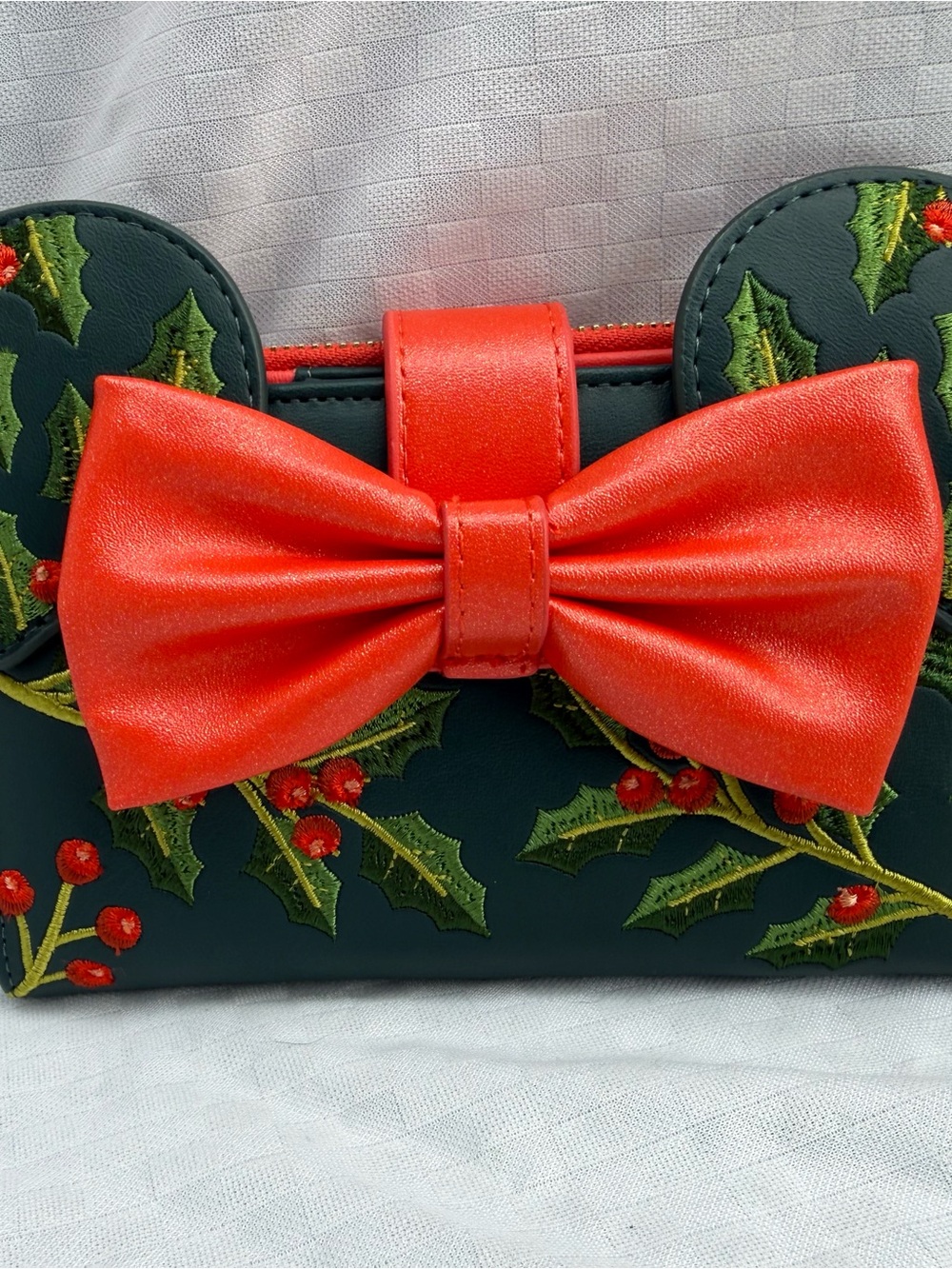 Loungefly Disney Holiday Bow Embroidered Holly Wallet - Red & Dark Green